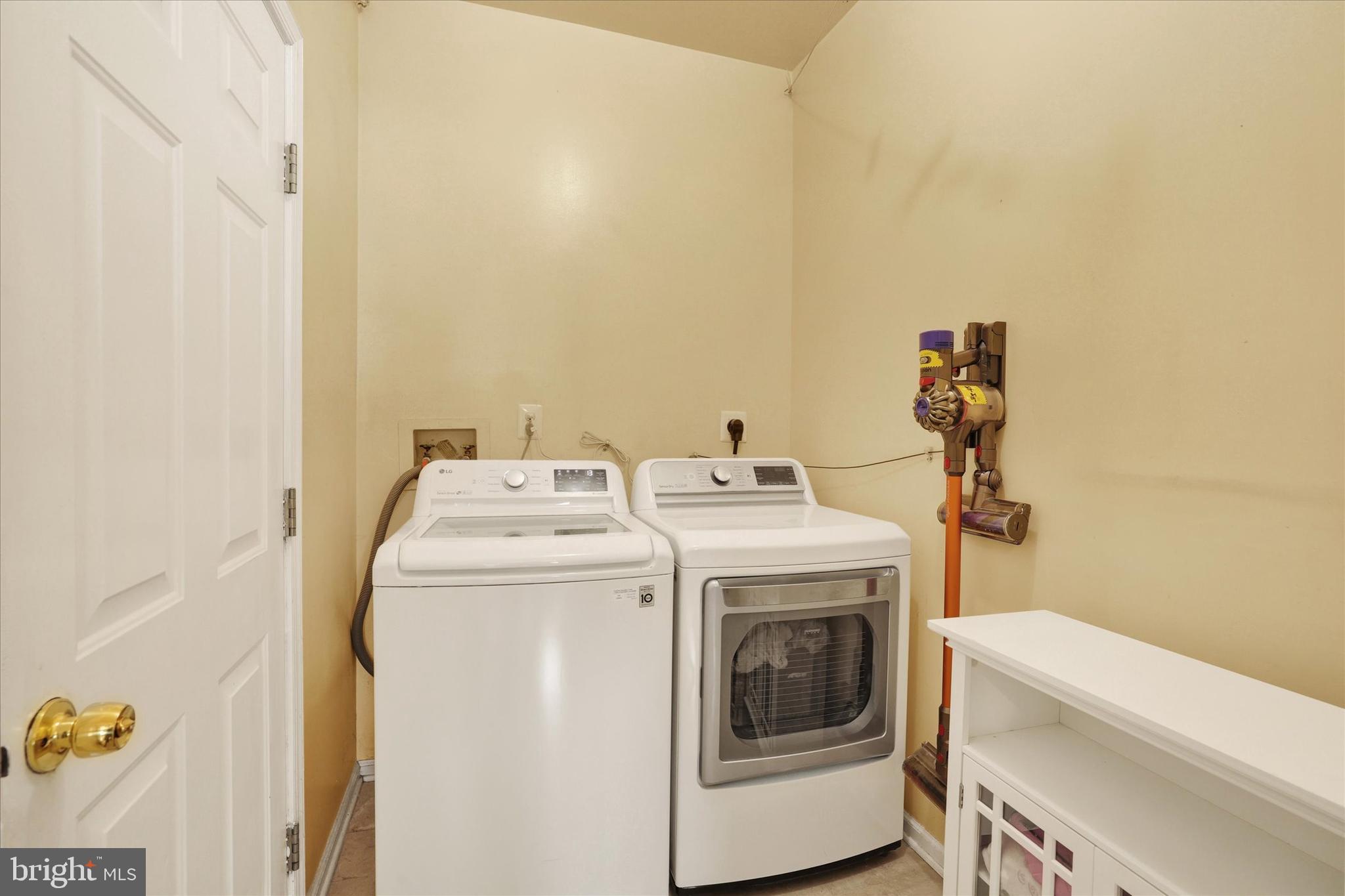 HEARTHSTONE - Residential