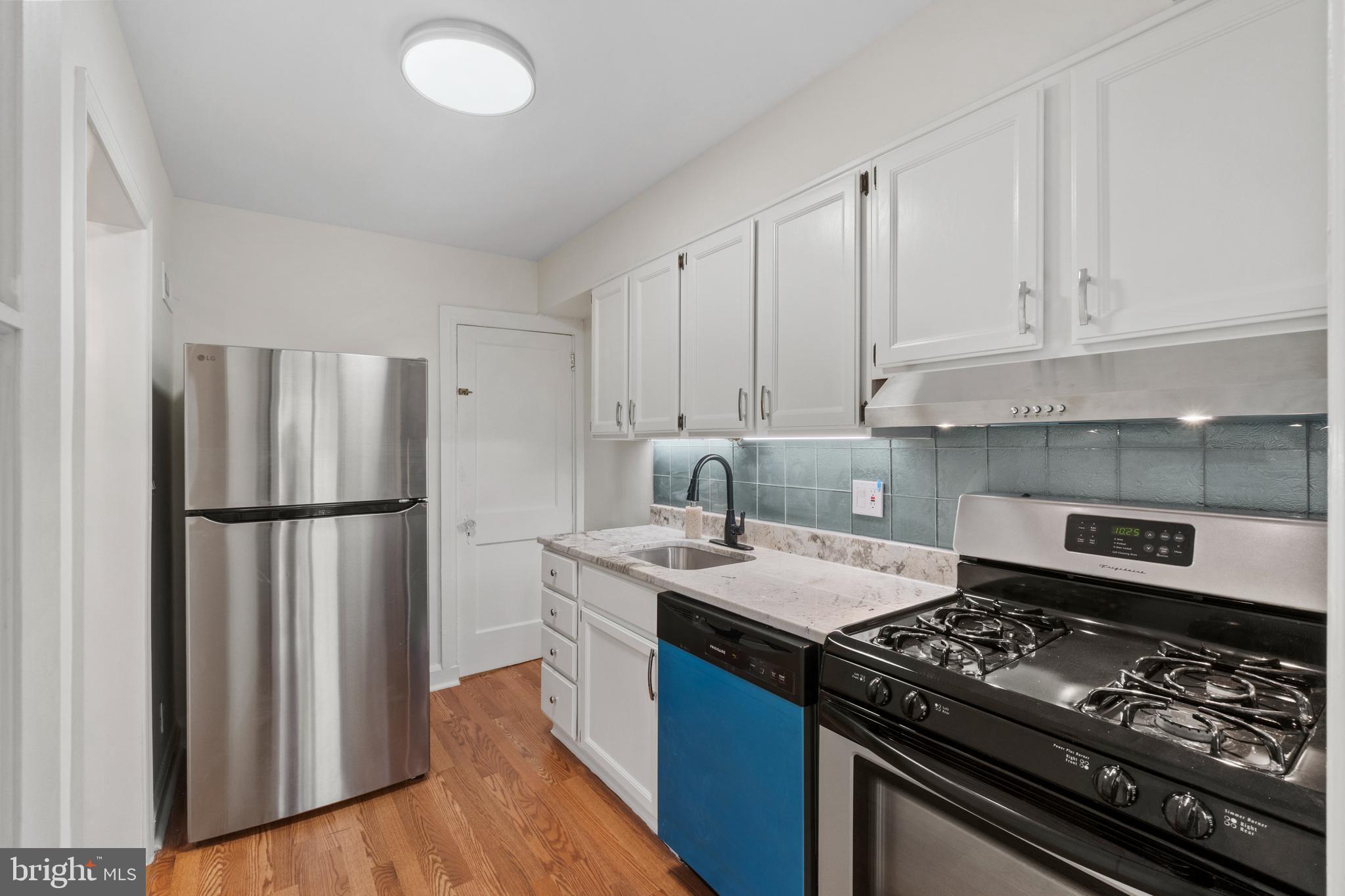 MEDFIELD - Residential