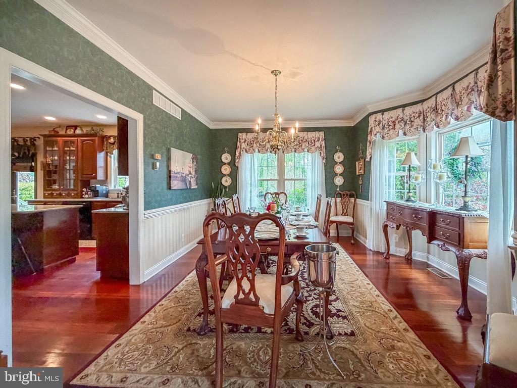 CHESTNUT CREEK - Residential