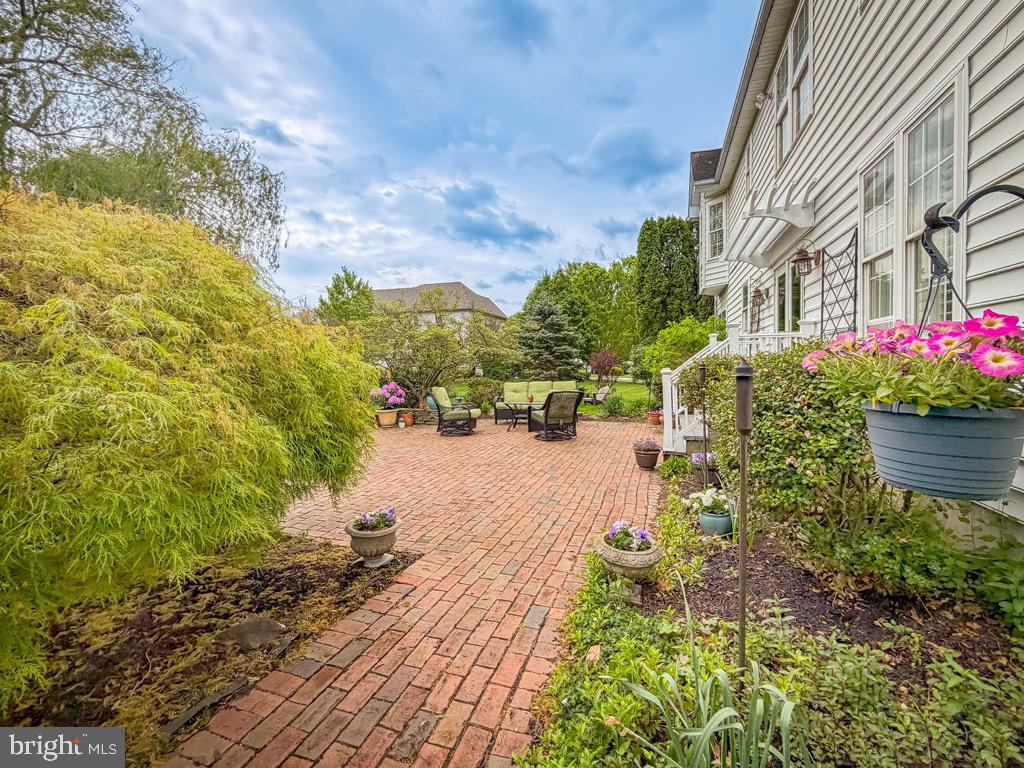 CHESTNUT CREEK - Residential