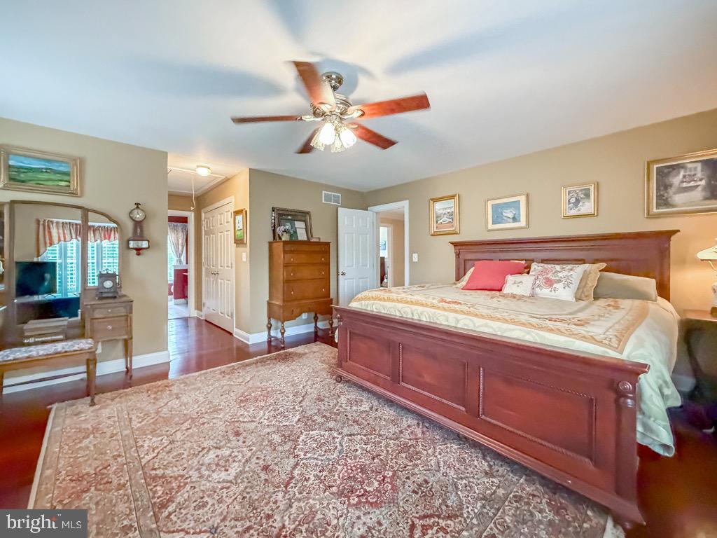 CHESTNUT CREEK - Residential