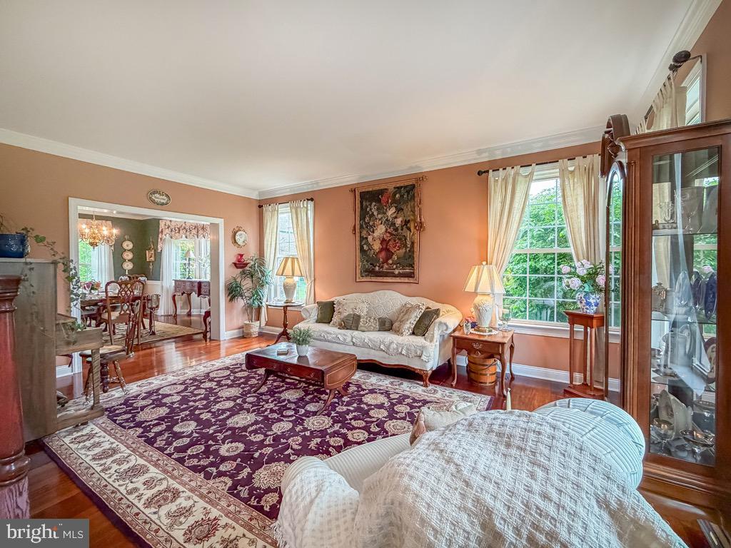 CHESTNUT CREEK - Residential