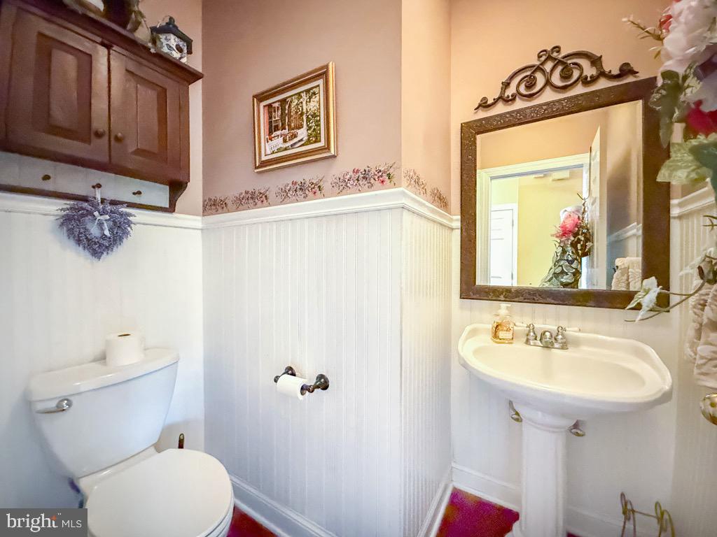 CHESTNUT CREEK - Residential