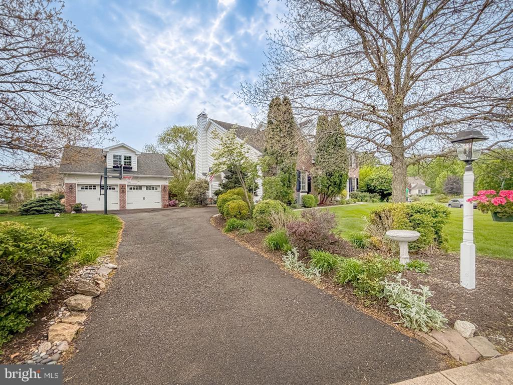 318 WILD PRAIRIE COURT