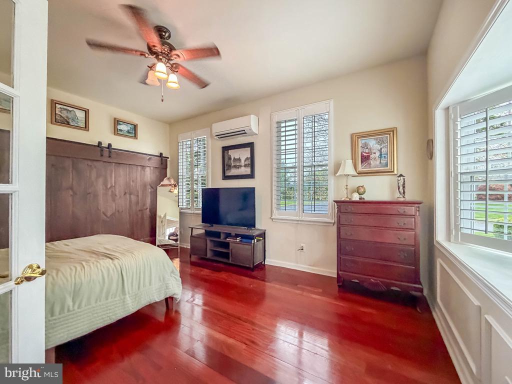 CHESTNUT CREEK - Residential