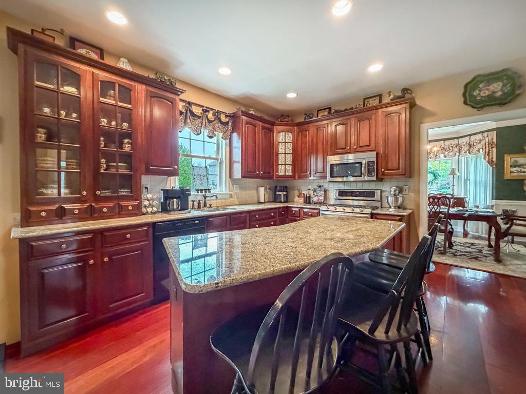 CHESTNUT CREEK - Residential
