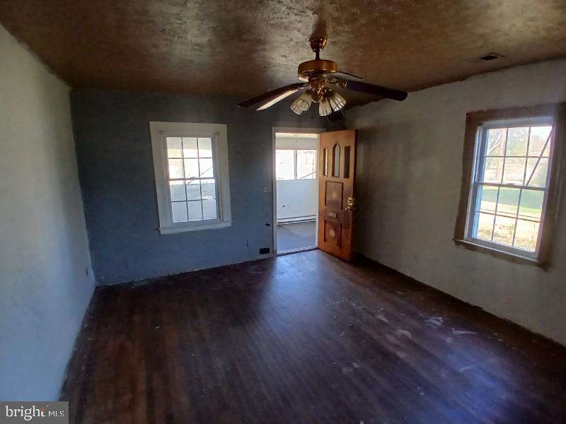 PARKLAND - Residential