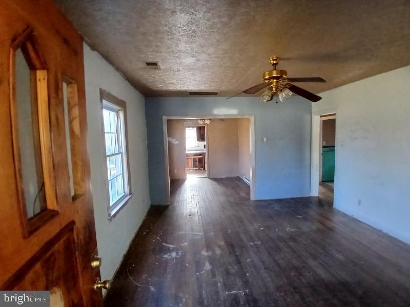 PARKLAND - Residential