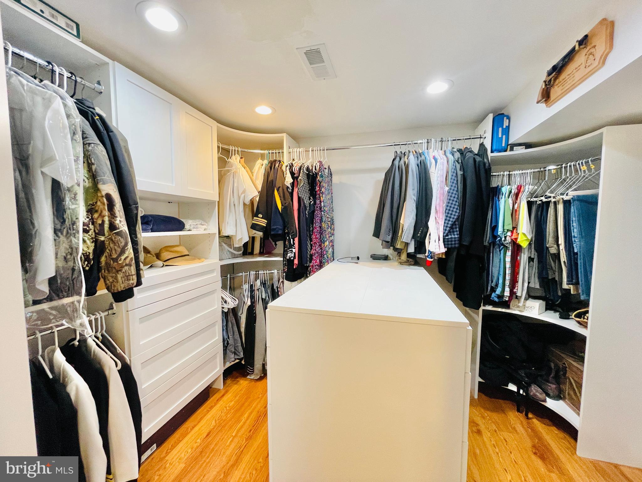 HAYFIELD FARM - Residential Lease