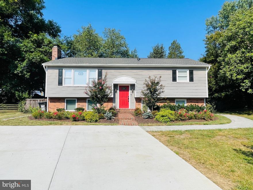 This beautifully updated, spacious 5 bedroom home sits on a large lot in a cul-de-sac in Hayfield Farm only a short drive to Fort Belvoir.  The home has a large open concept living on the upper level which includes a well appointed inviting kitchen with elegant lighting, hardwood flooring and a center island which opens to the rear dining area and large open living room.  The dining room has a wine fridge, loads of windows and opens onto the magnificent fenced back yard which includes a shed, 2 tiered deck, tree house and a relaxed atmosphere.  There are 3 bedrooms on the upper level and 2 bathrooms.  On the lower level is a large updated master bedroom, with beautifully updated bathroom and huge closet!  There is an additional bedroom and guest bathroom on the lower level in addition to a finished storage room and large laundry which opens onto the back yard.  Pets on a case by case basis.