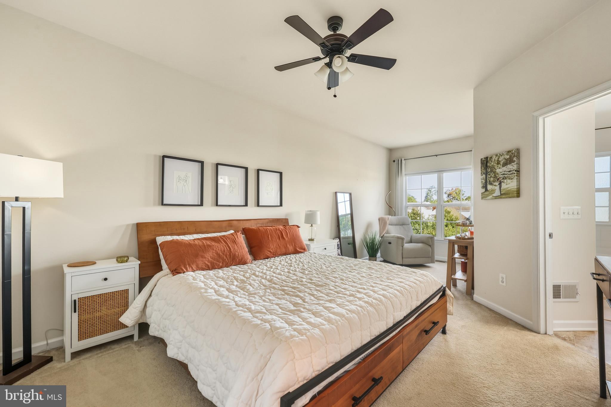 MAYFAIR - Residential