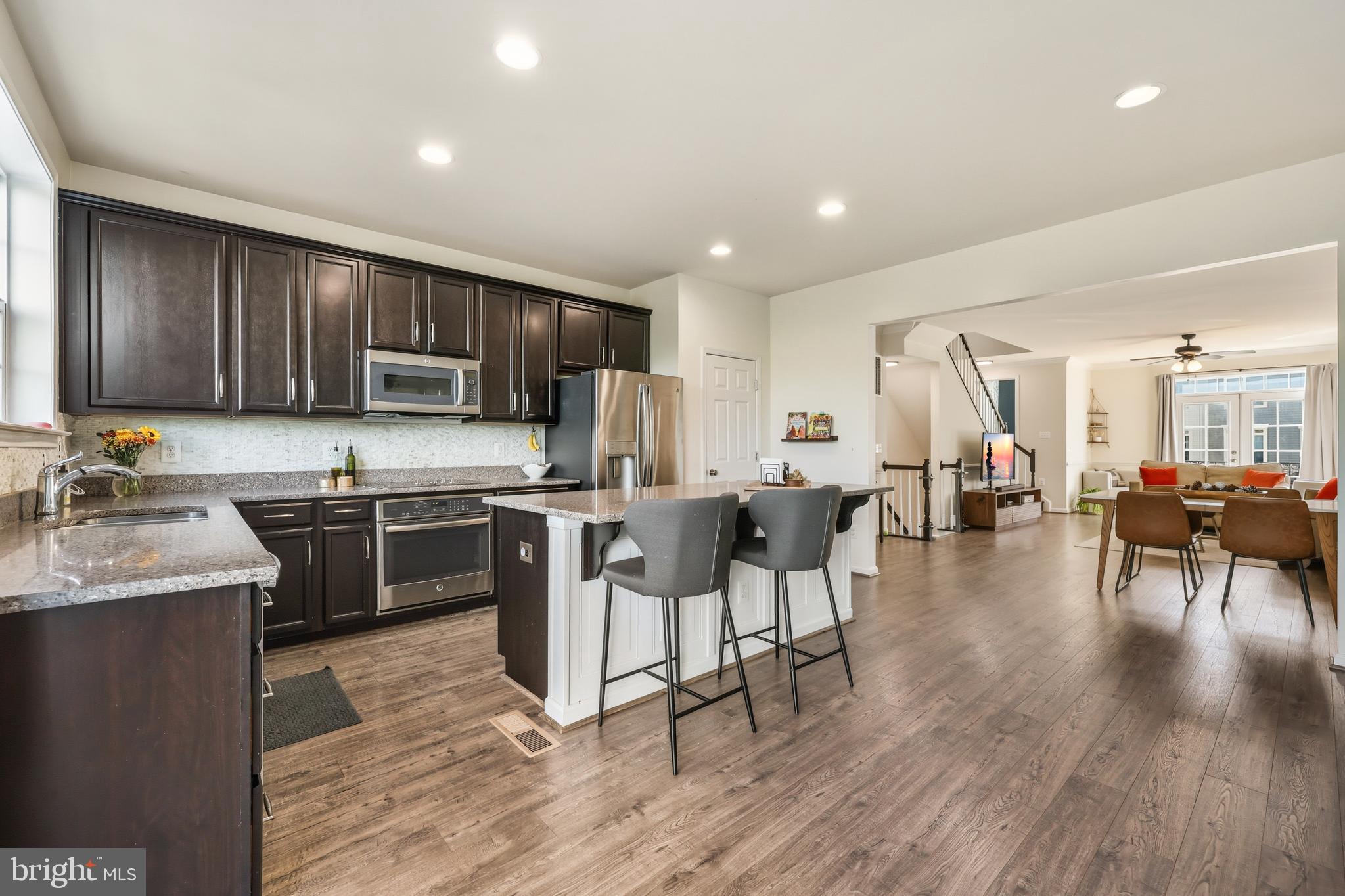 MAYFAIR - Residential