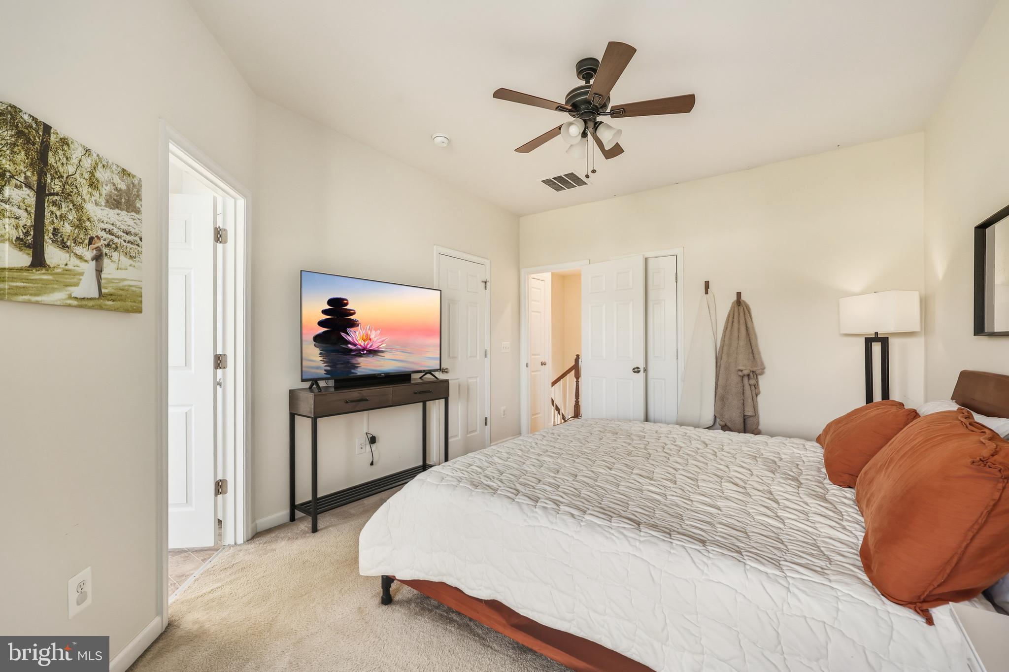 MAYFAIR - Residential