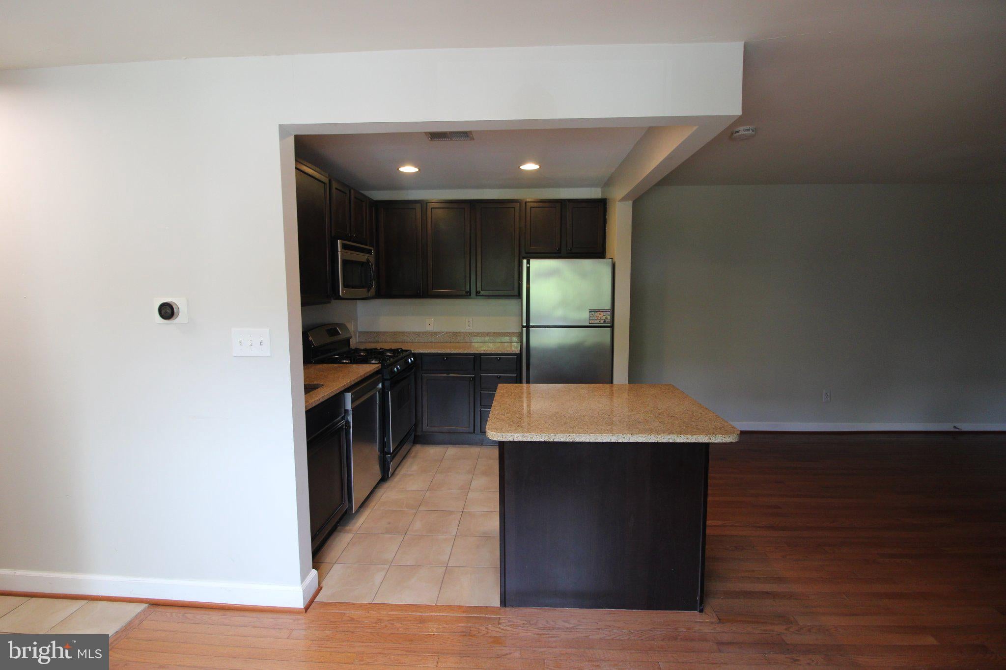 1221 N QUINN STREET 12