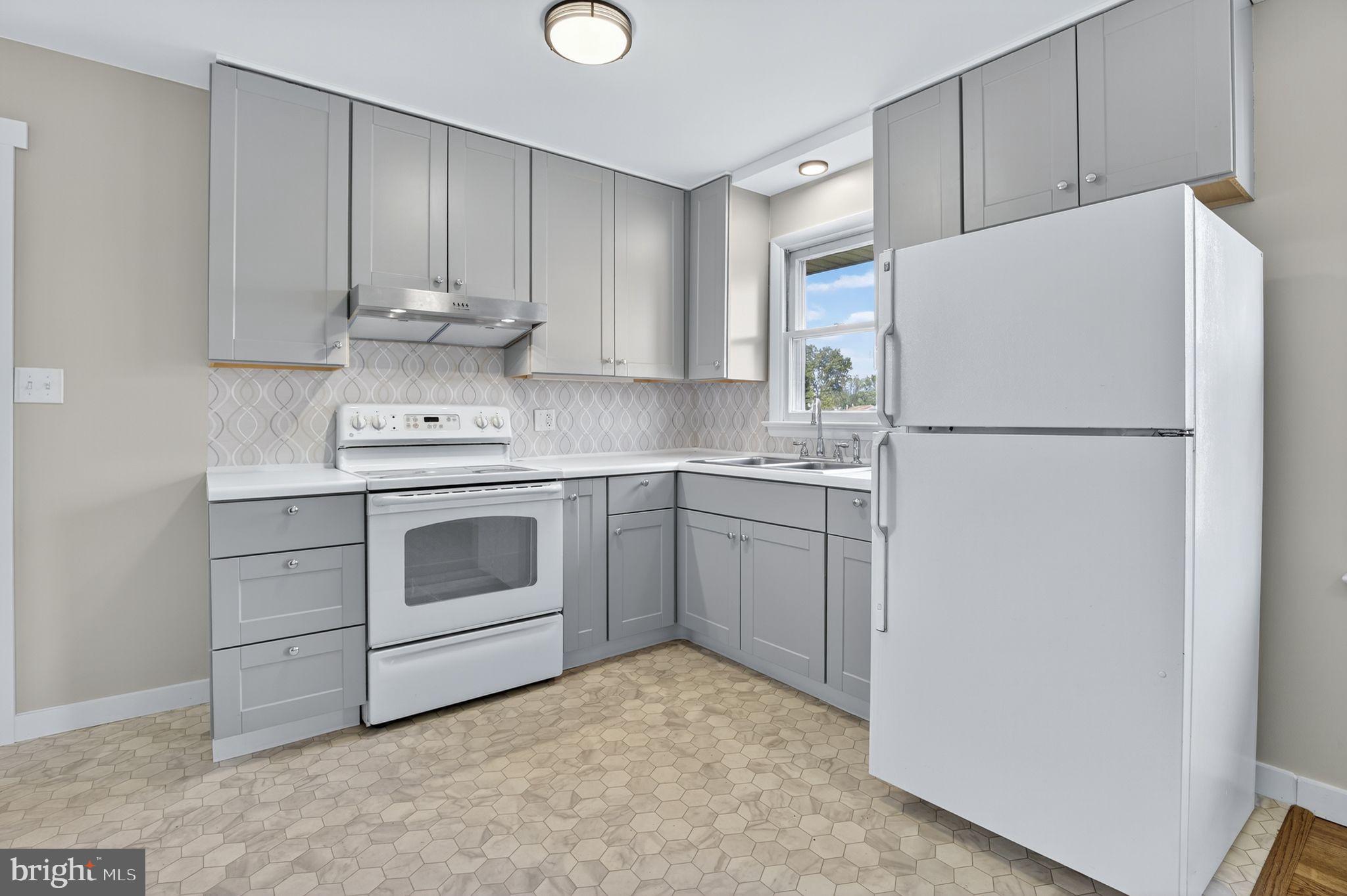 LONDONDERRY TOWNSHIP - Residential