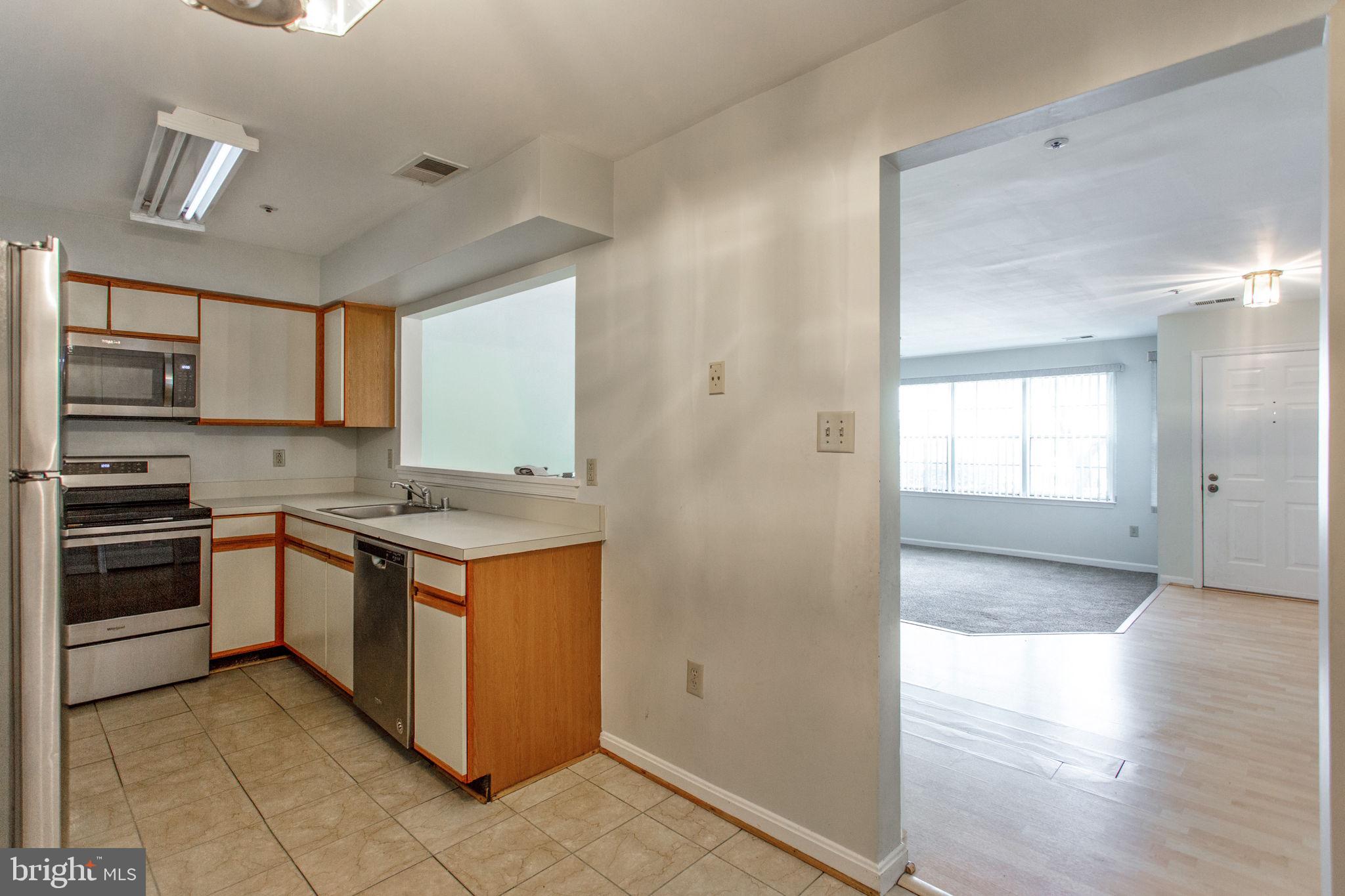 GLENSFORD CONDO - Residential Lease