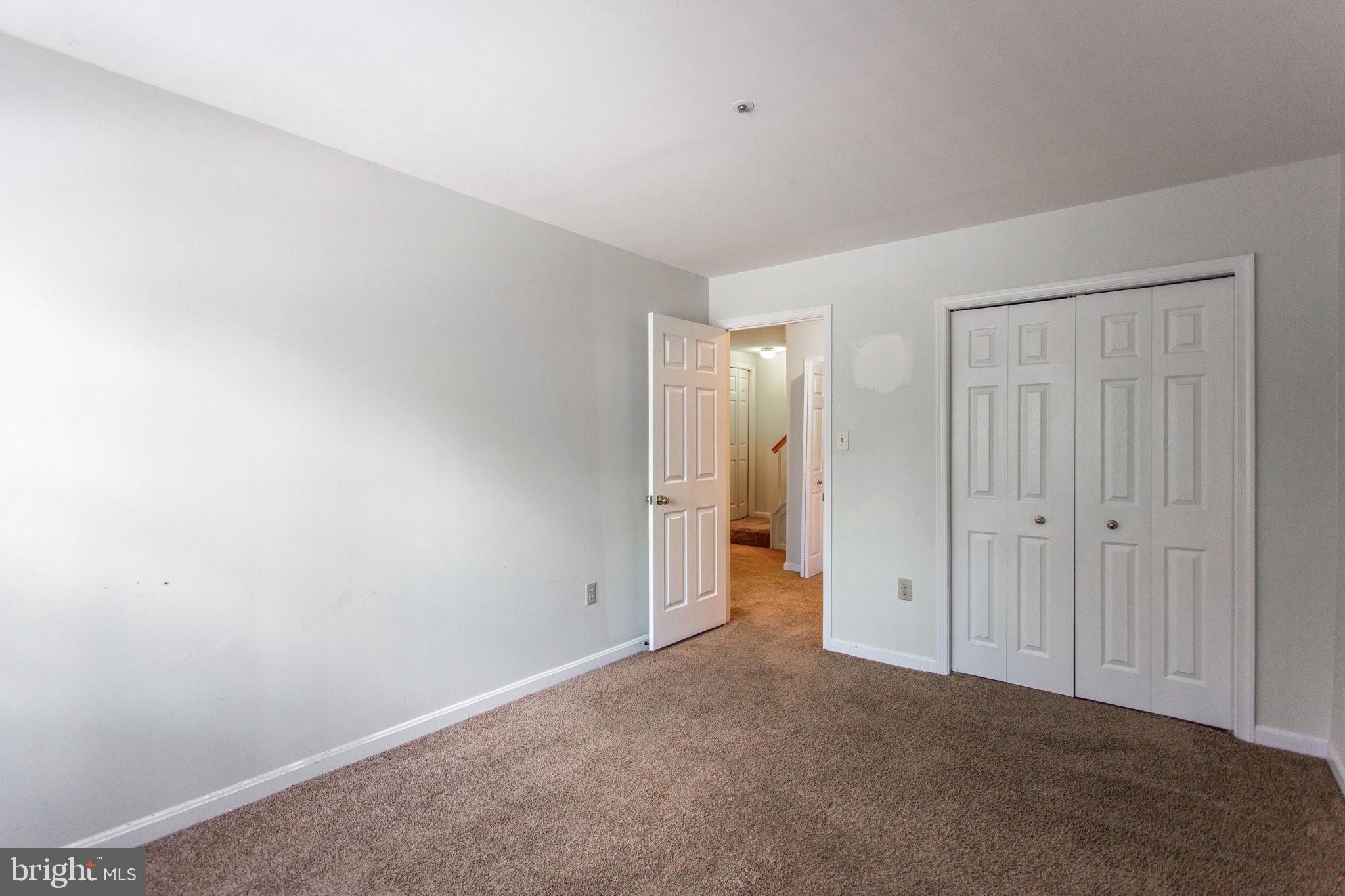 GLENSFORD CONDO - Residential Lease