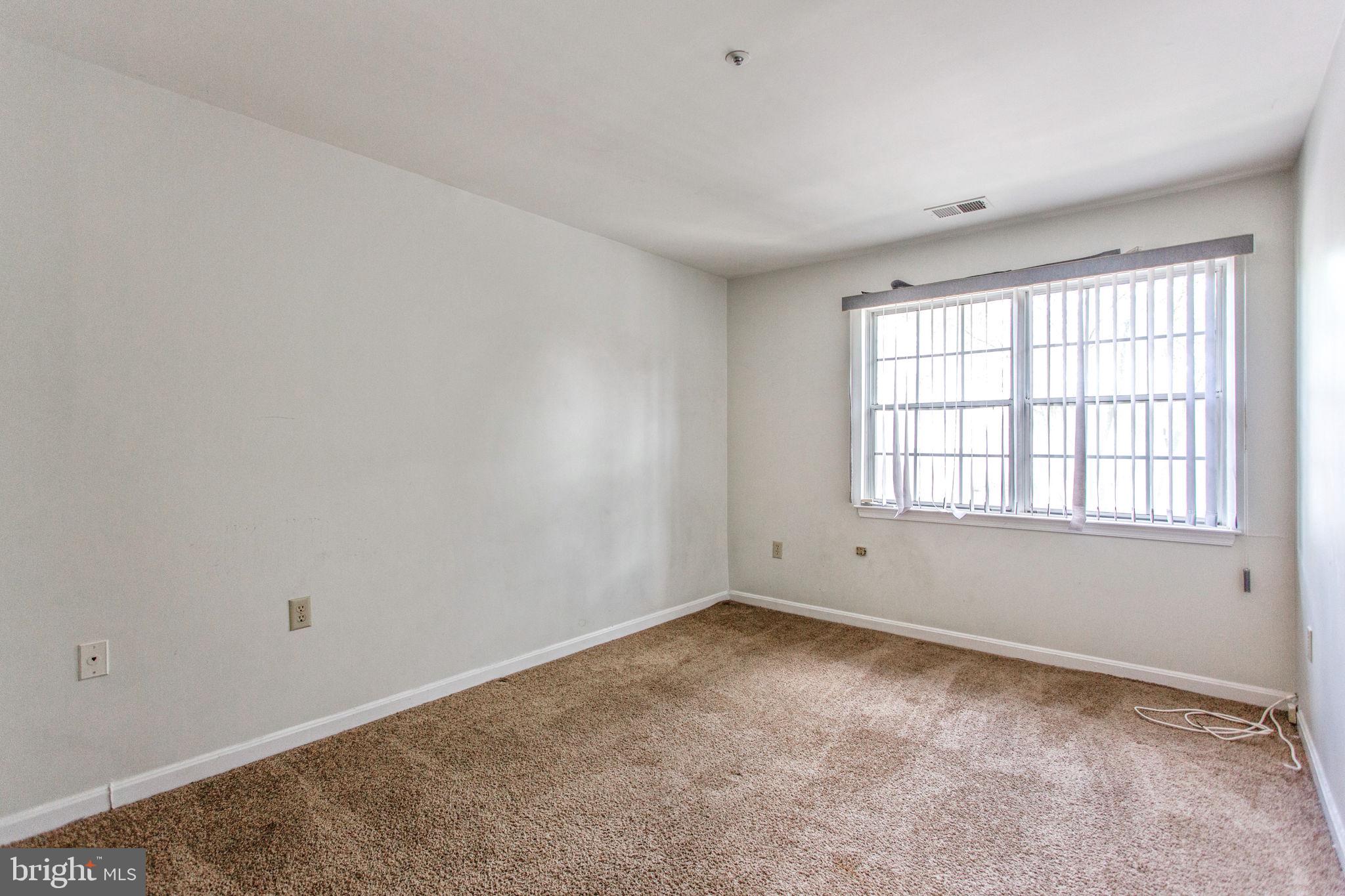 GLENSFORD CONDO - Residential Lease