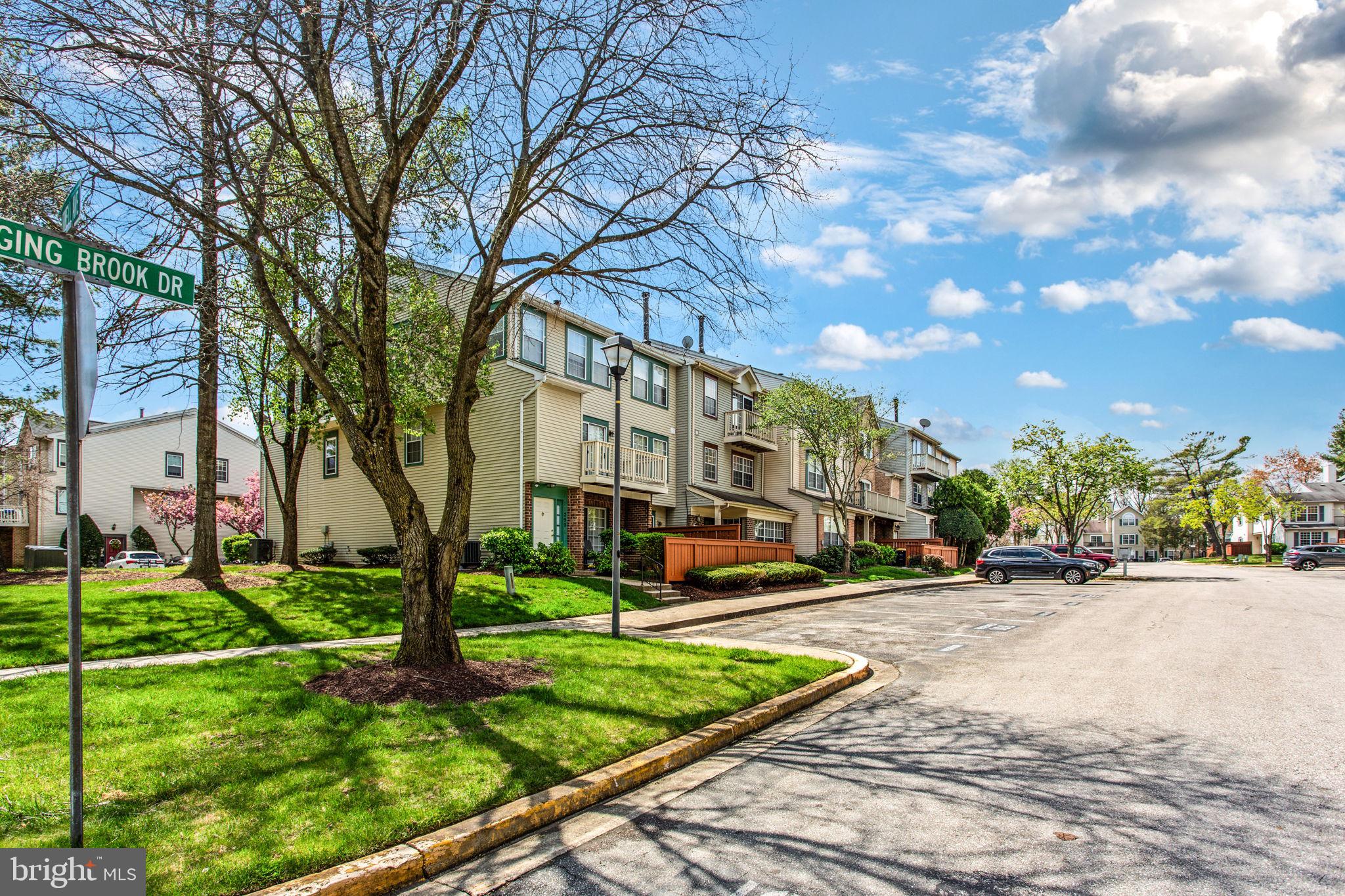 GLENSFORD CONDO - Residential Lease