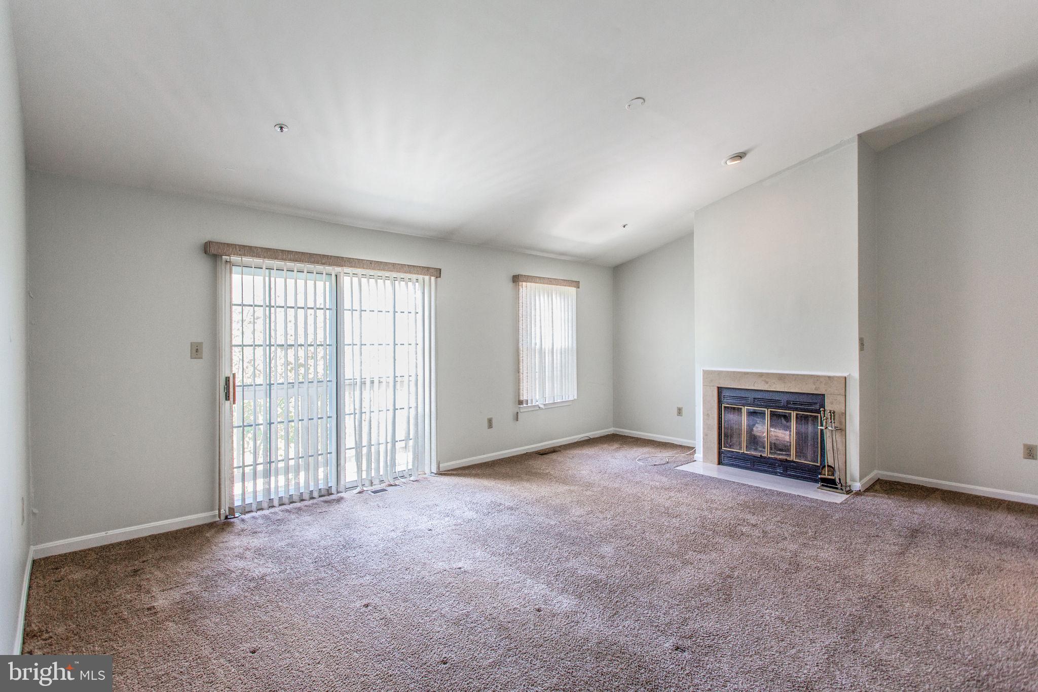 GLENSFORD CONDO - Residential Lease