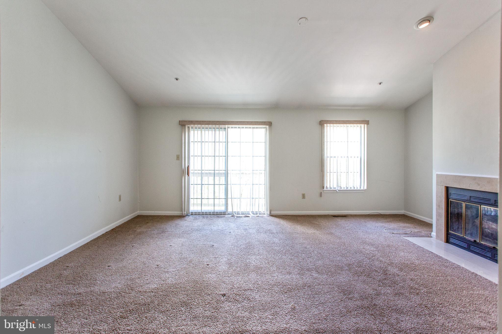 GLENSFORD CONDO - Residential Lease