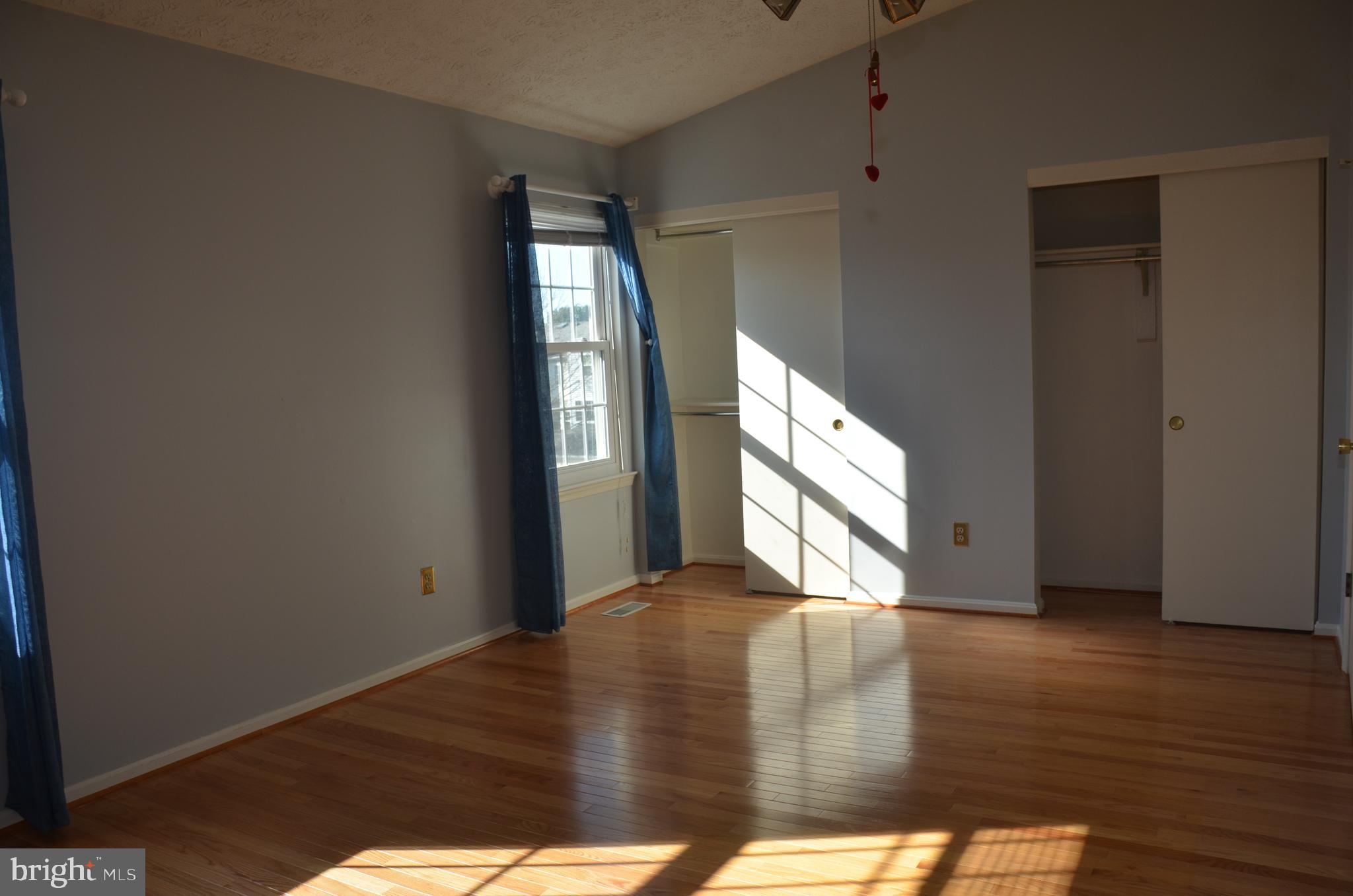 SINGLETONS GROVE - Residential