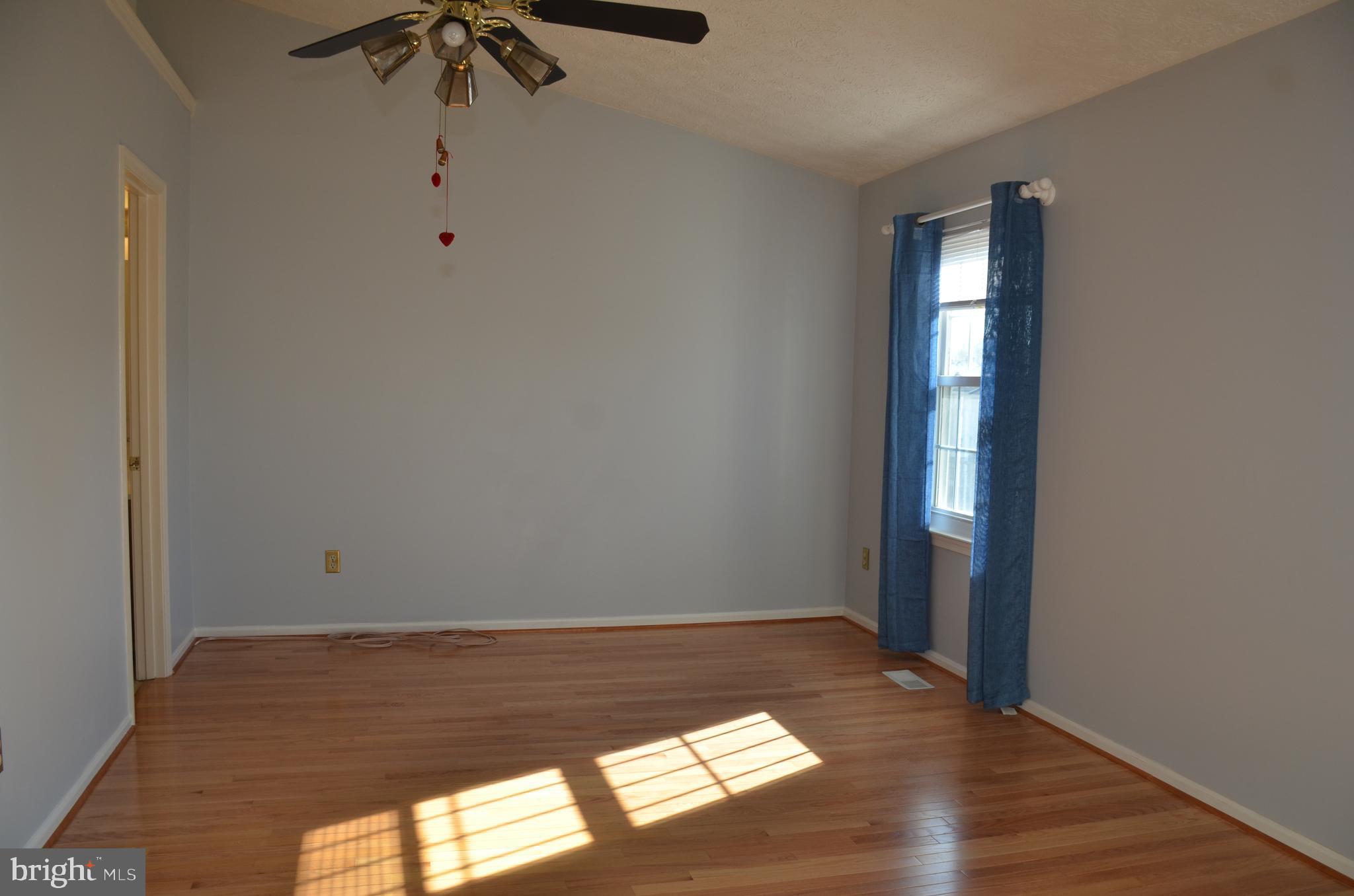 SINGLETONS GROVE - Residential