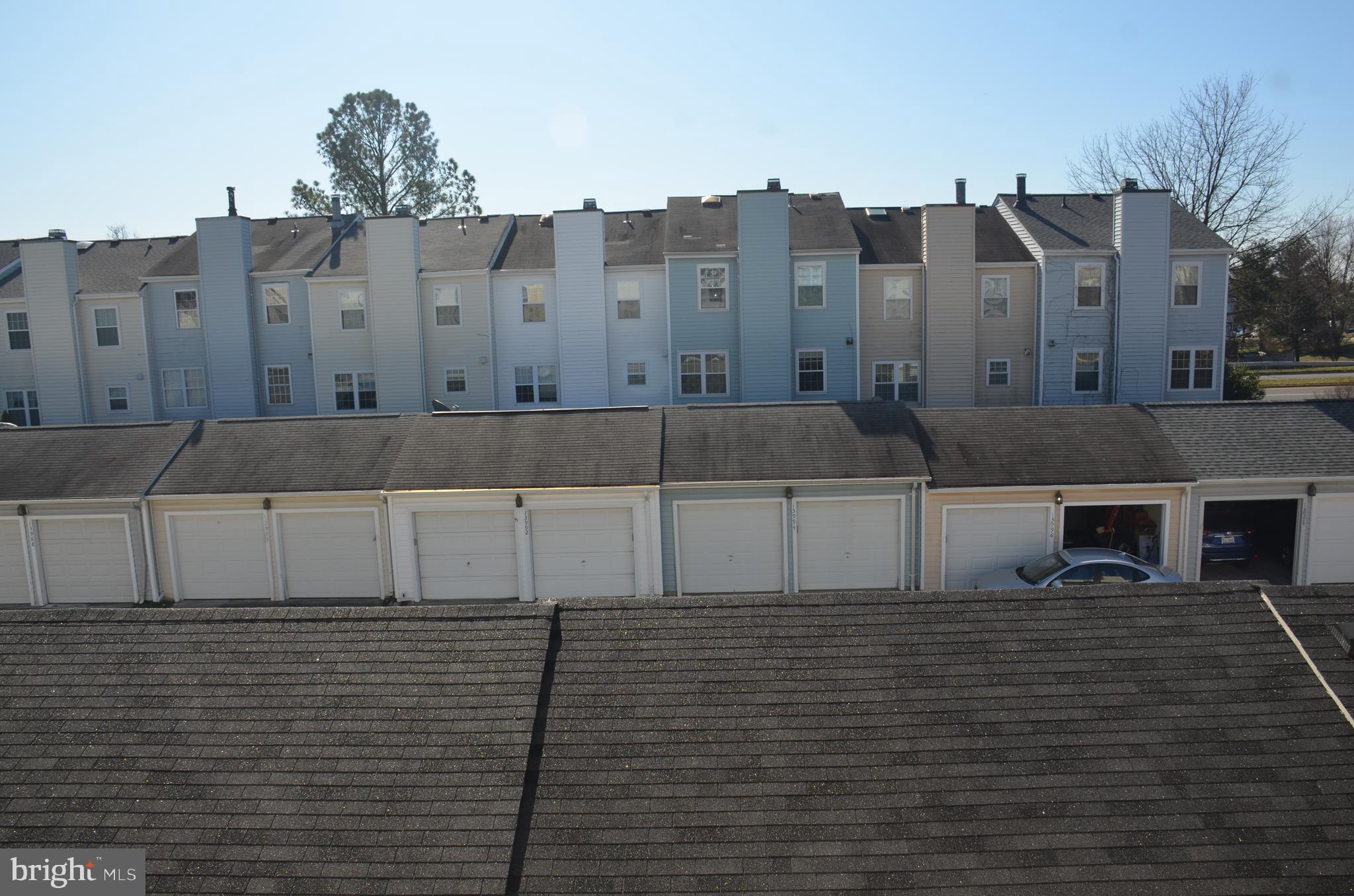 SINGLETONS GROVE - Residential