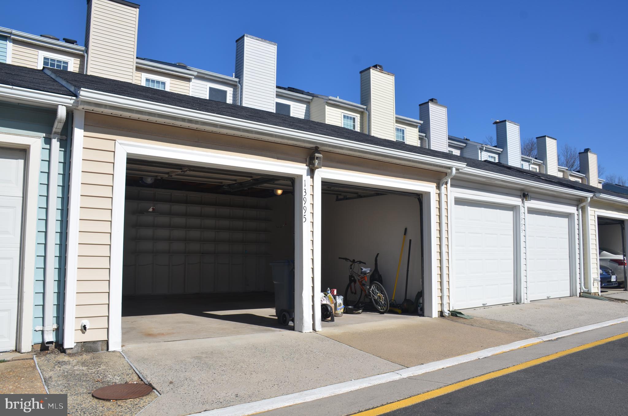 SINGLETONS GROVE - Residential