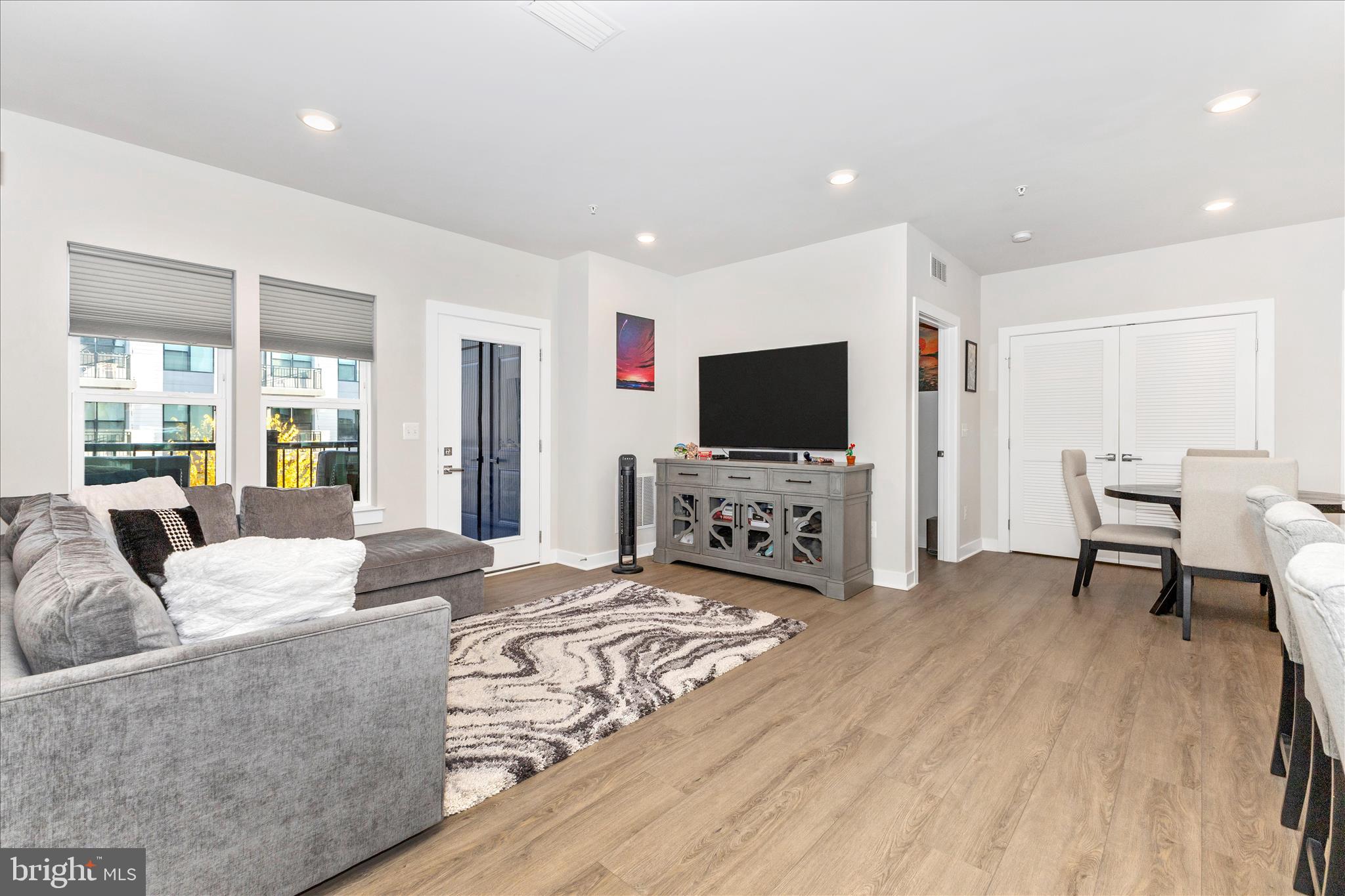 12865 MOSAIC PARK WAY 3J