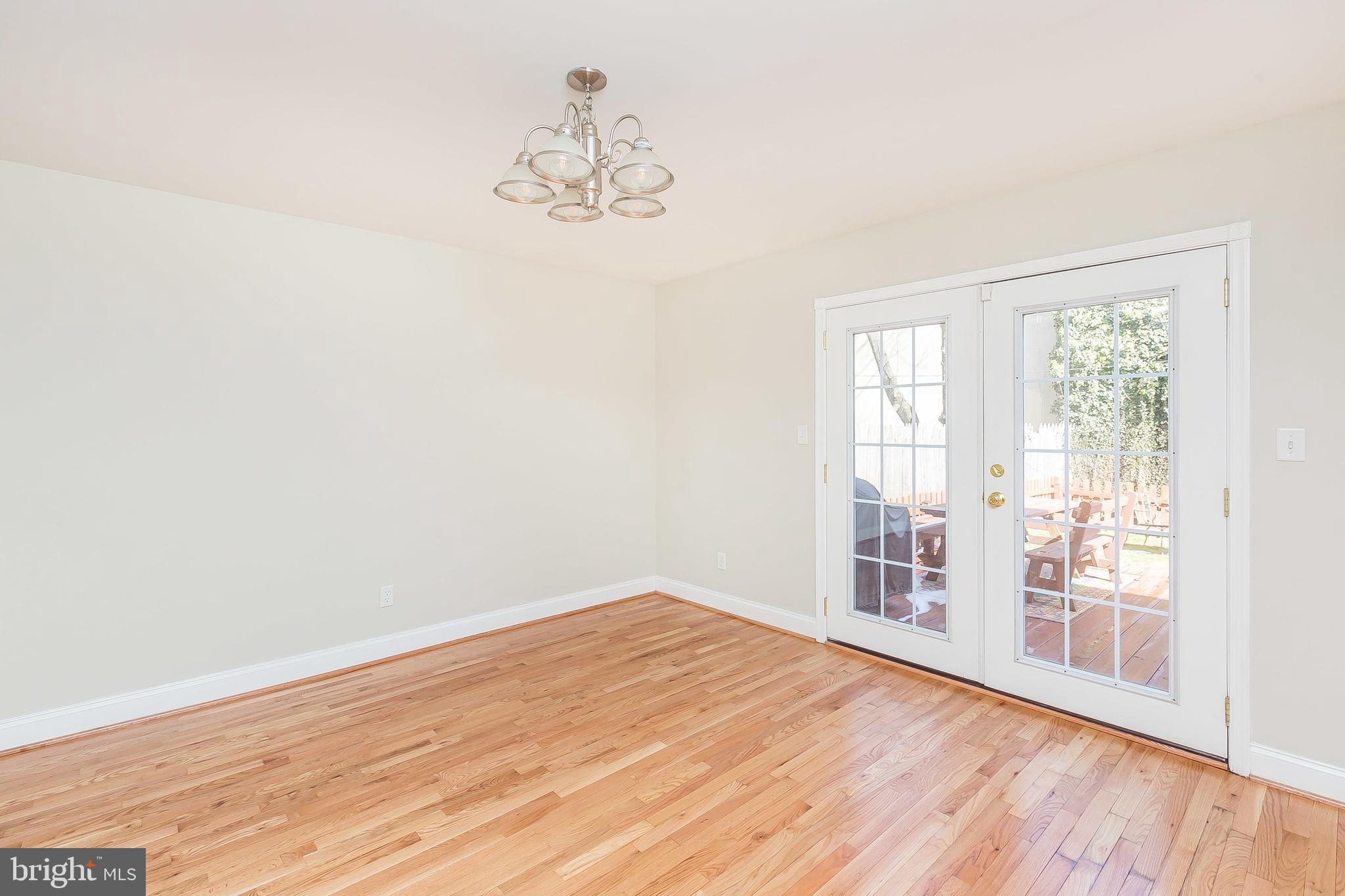 HAMPDEN HISTORIC DISTRICT - Residential