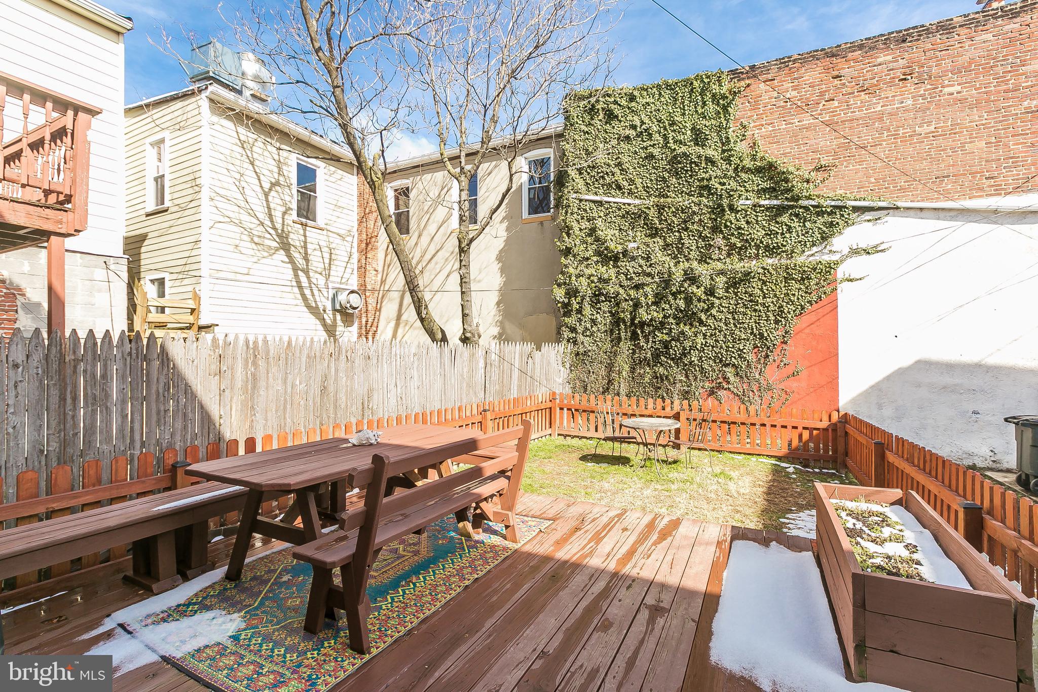 HAMPDEN HISTORIC DISTRICT - Residential