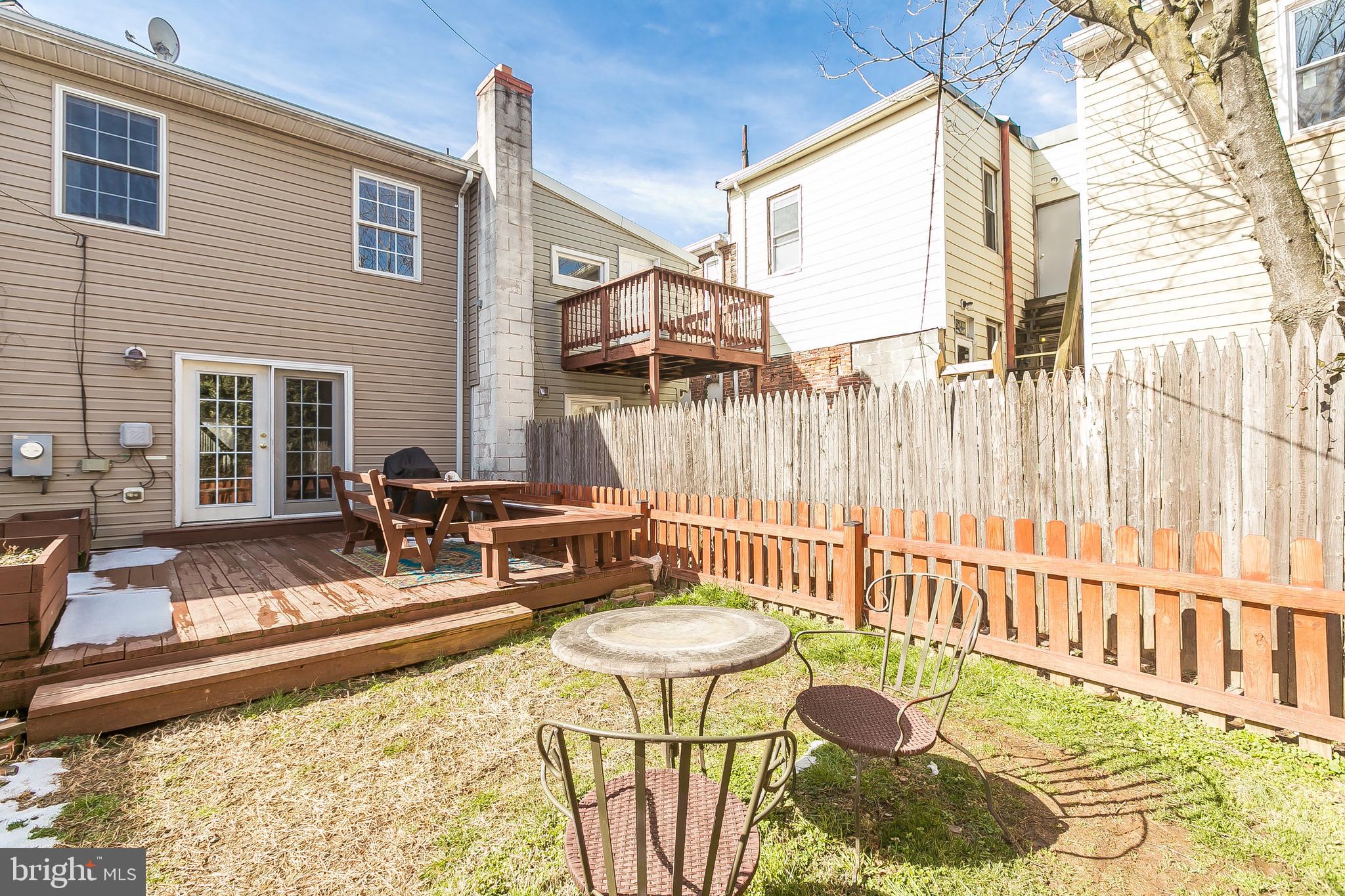 HAMPDEN HISTORIC DISTRICT - Residential