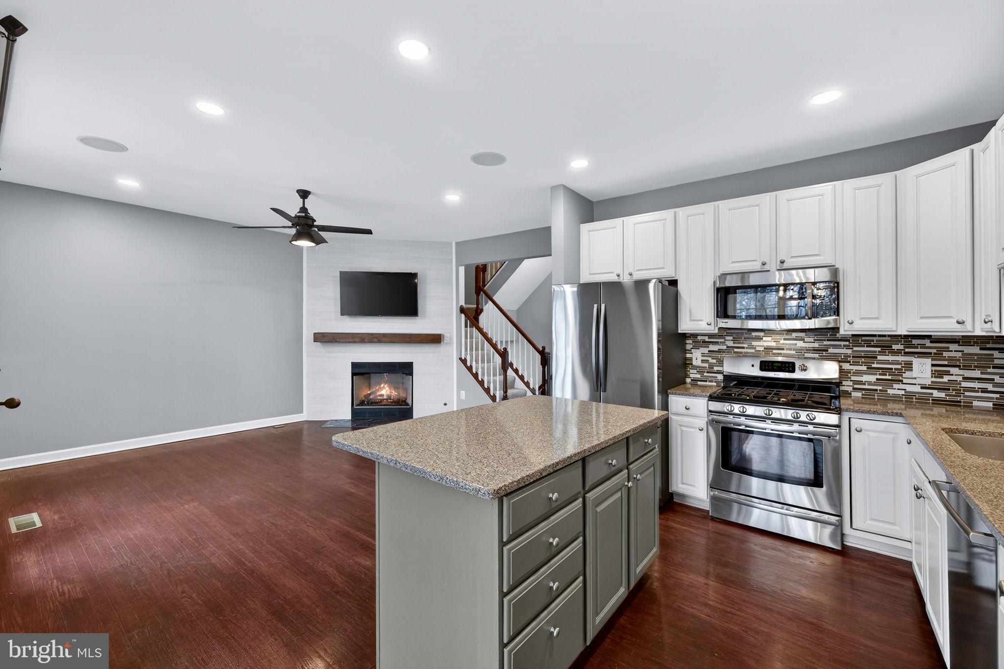 BRENTON COVE - Residential