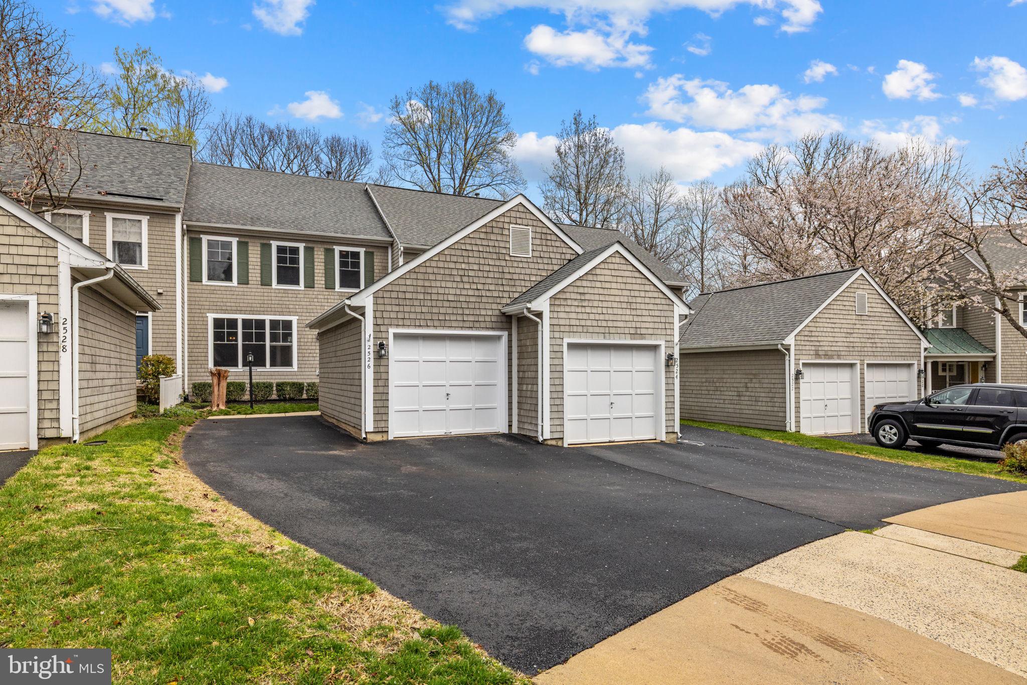 BRENTON COVE - Residential