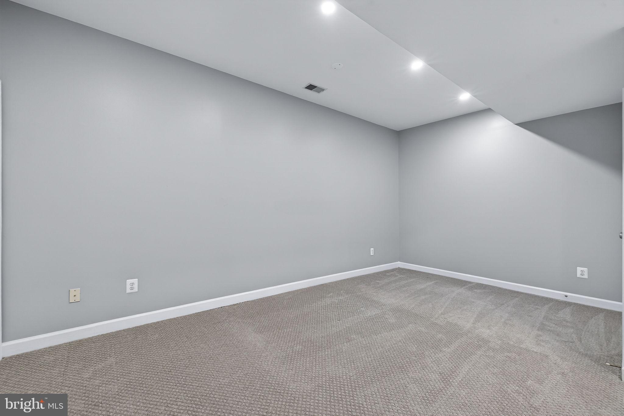 BRENTON COVE - Residential