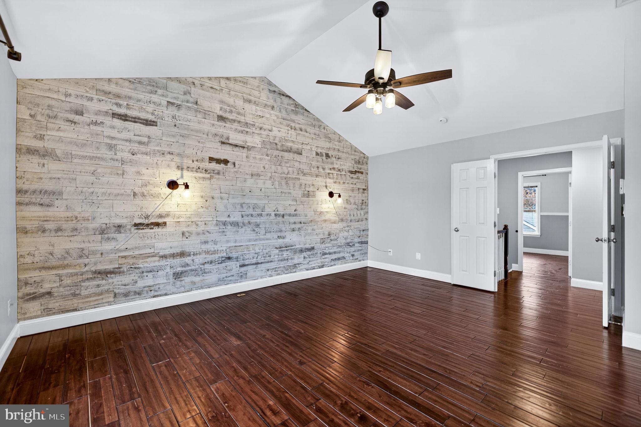 BRENTON COVE - Residential