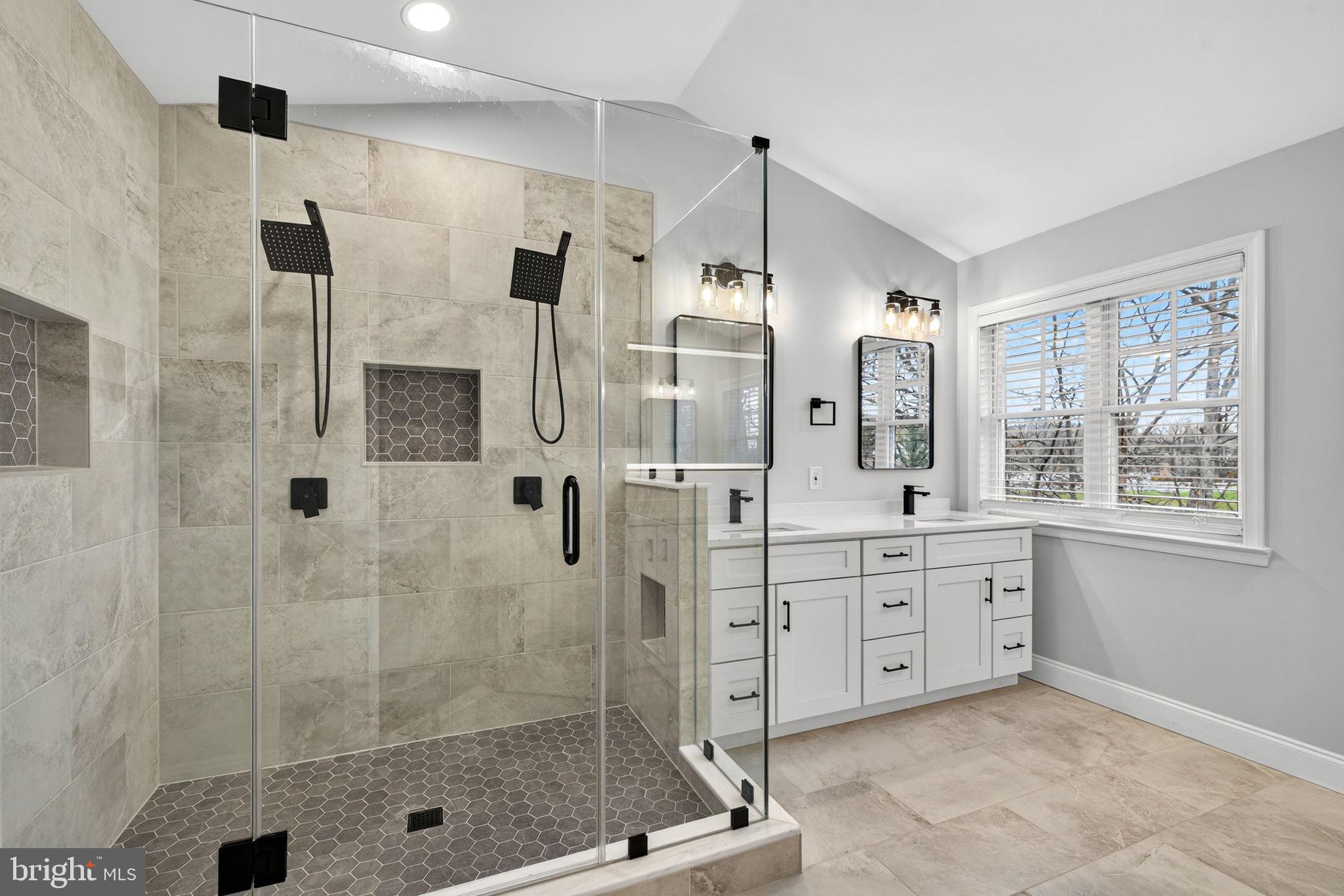 BRENTON COVE - Residential