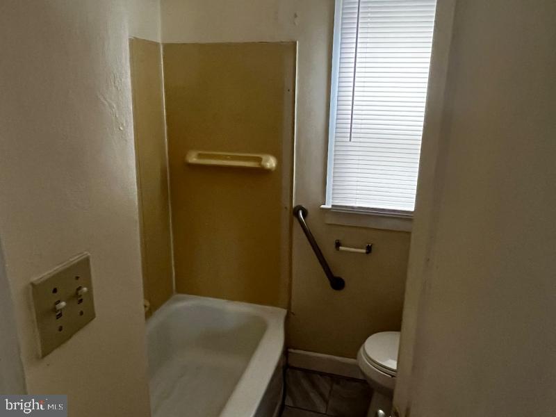 LAUREL GARDENS - Residential