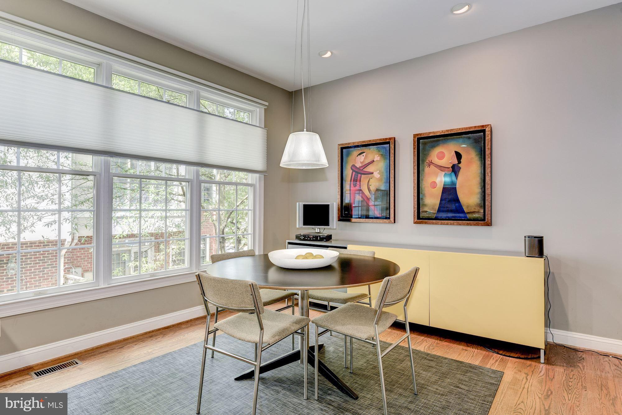 MCLEAN CREST - Residential