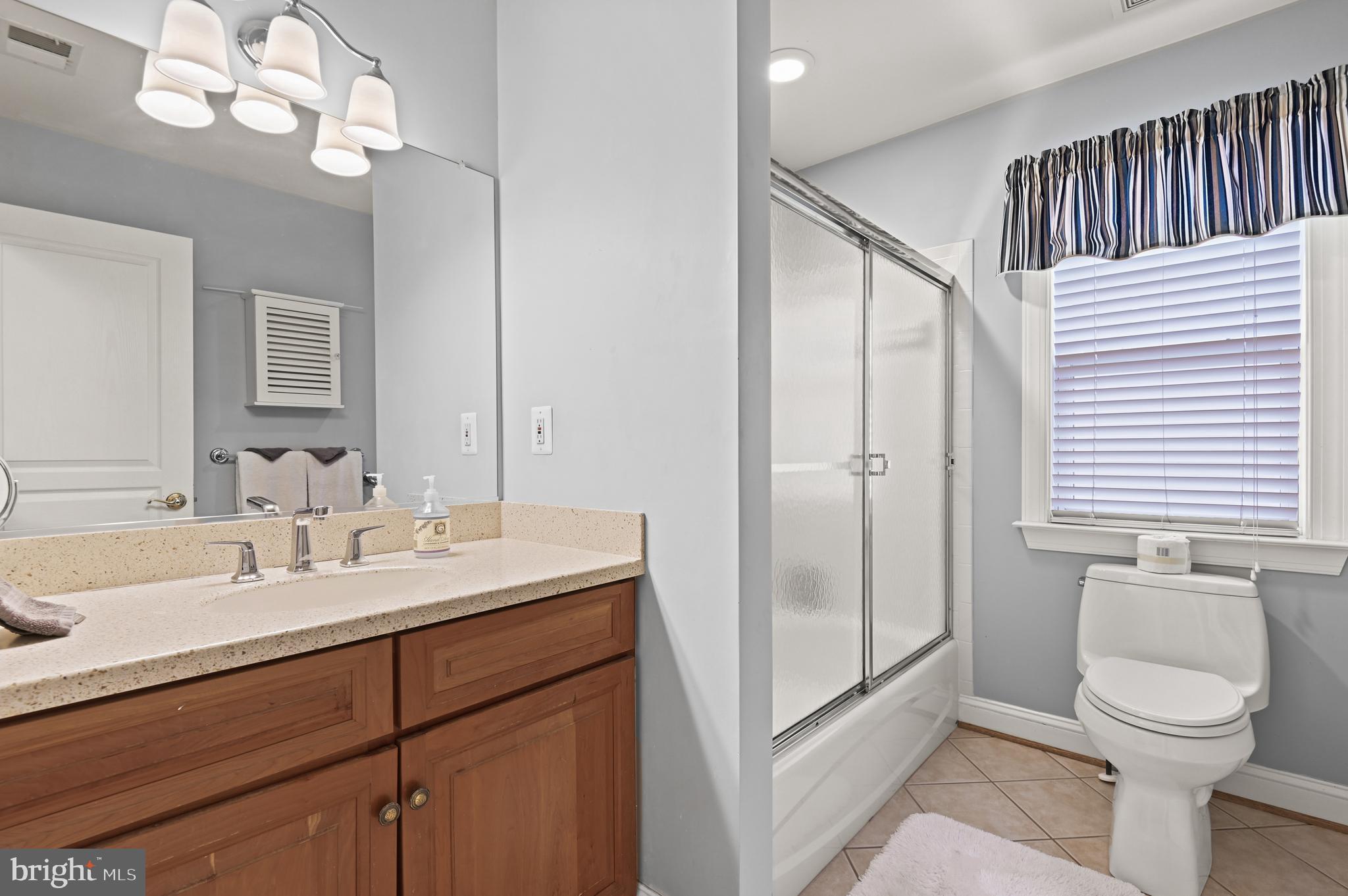 EASTPORT - Residential