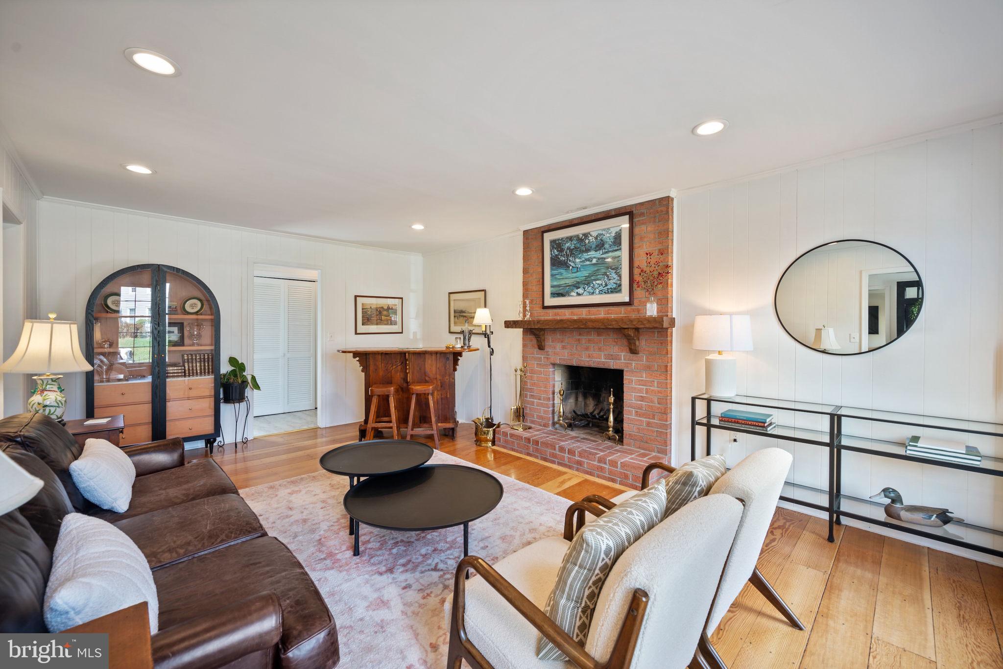 SPRINGDALE - Residential