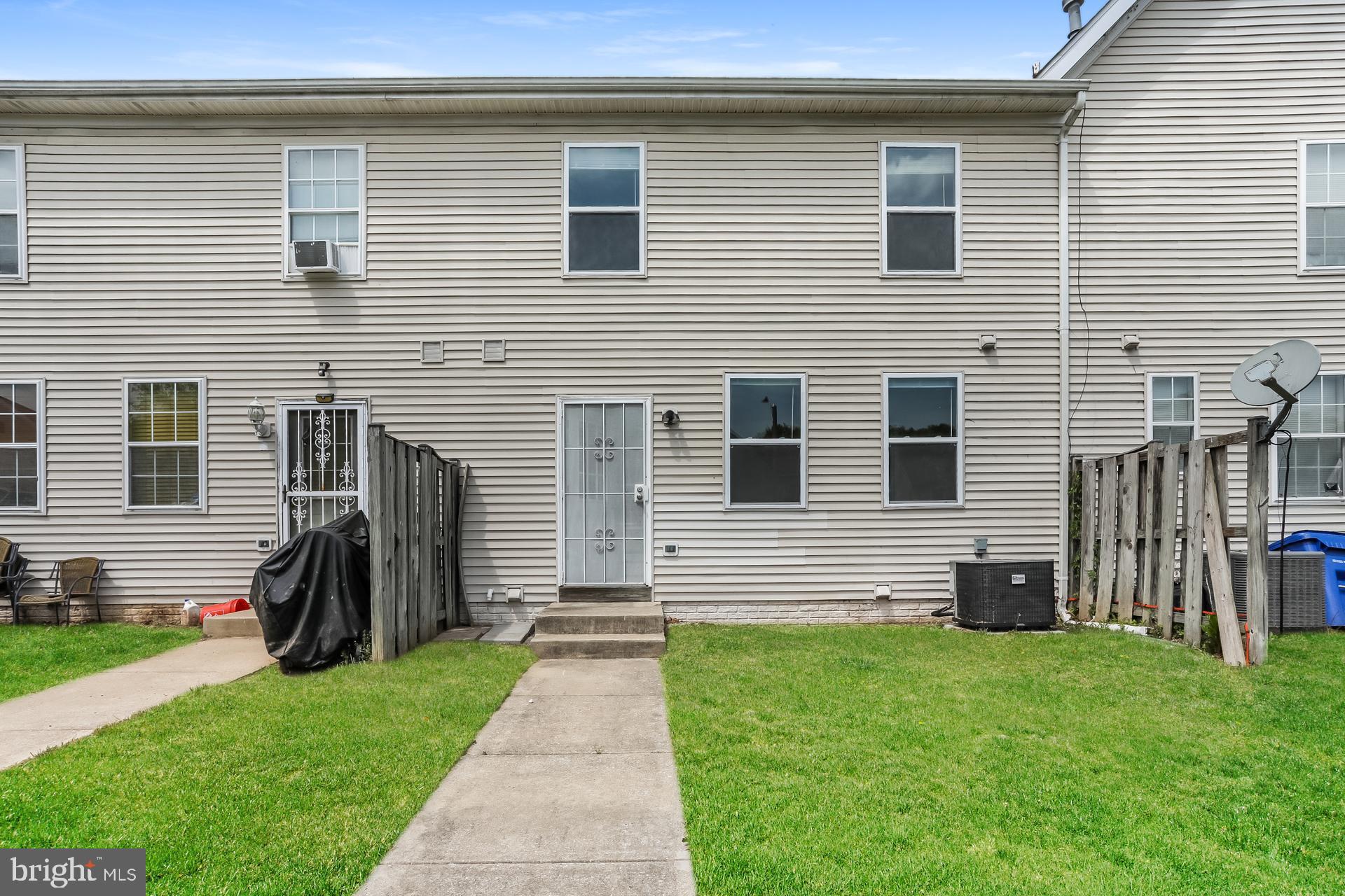 HERITAGE CROSSING - Residential