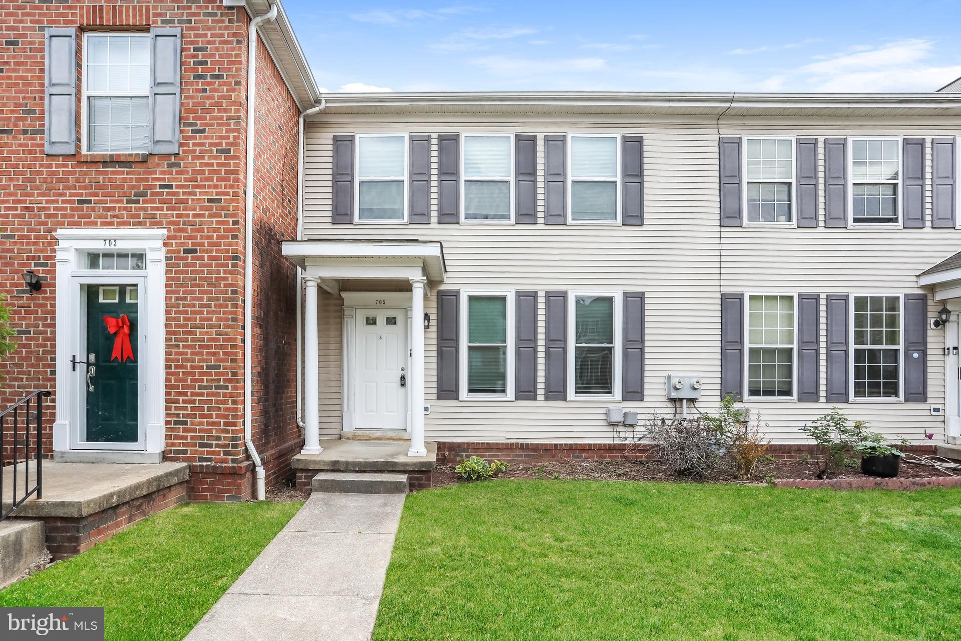 HERITAGE CROSSING - Residential