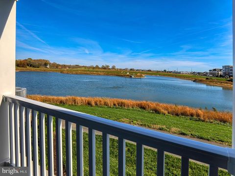Condo For Sale - 24160 Port Lane #105<br/> LEWES, DE 19958