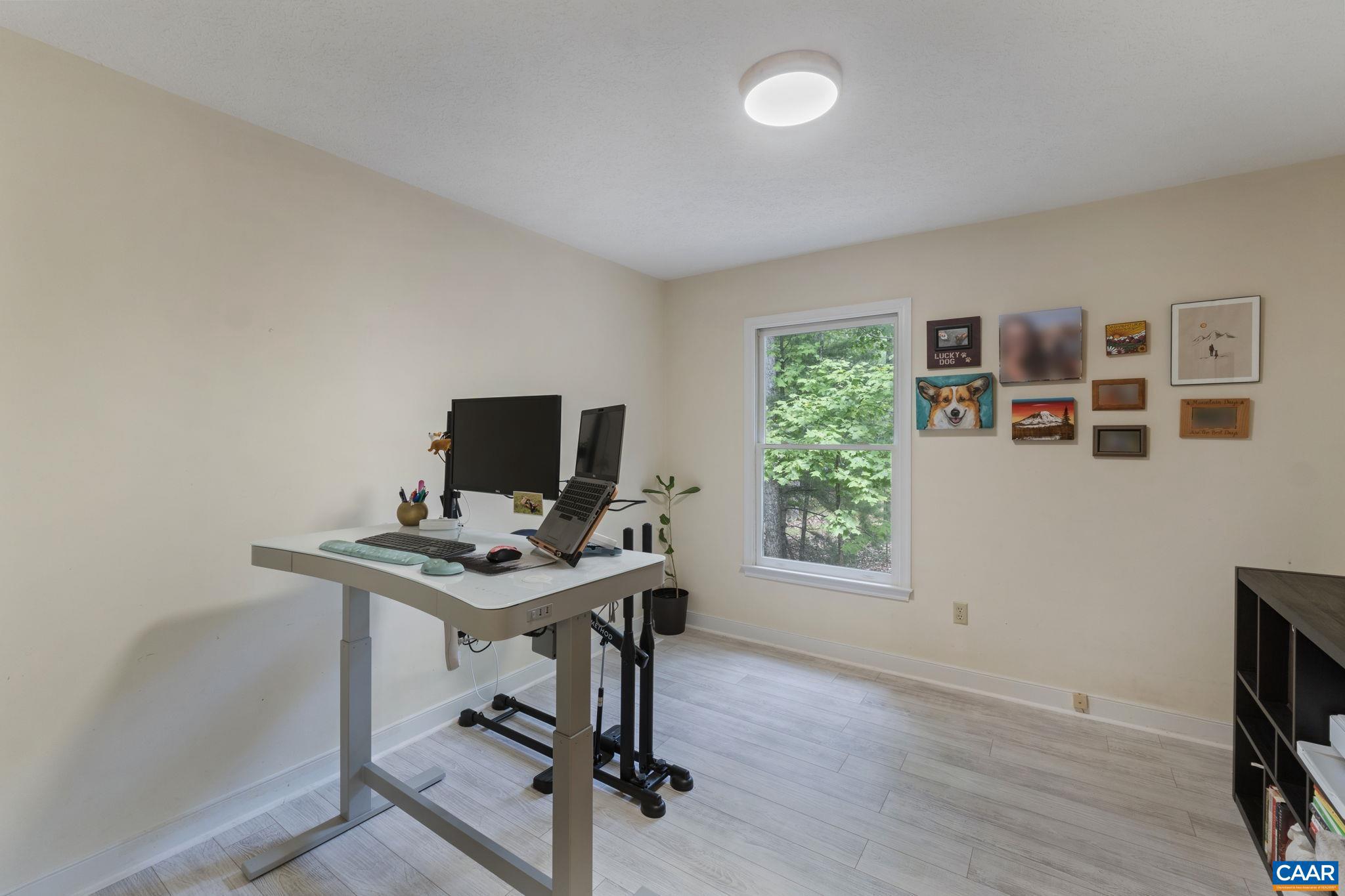 LAKE MONTICELLO - Residential