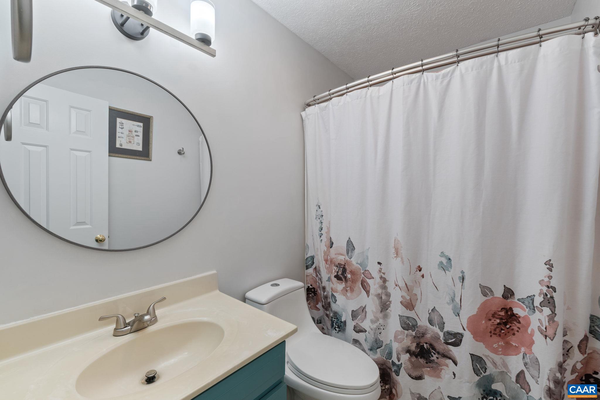 LAKE MONTICELLO - Residential