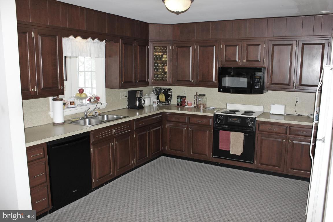 DONEGAL HEIGHTS - Residential