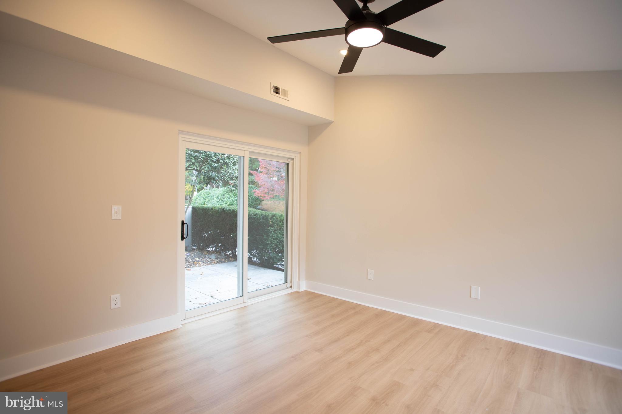 CHESAPEAKE STONE MANOR - Residential Lease