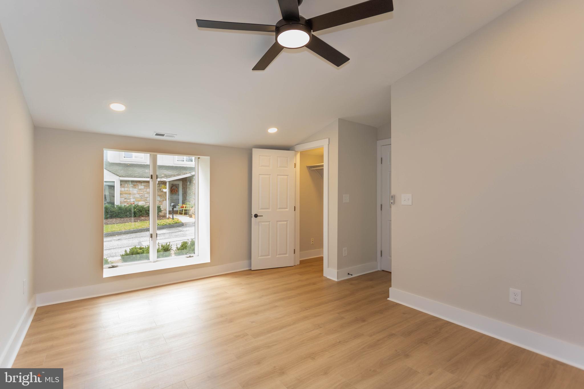 CHESAPEAKE STONE MANOR - Residential Lease